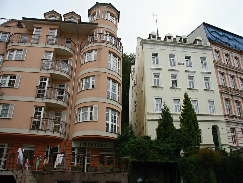 Apartment Zamecky 674 Karlovy Vary Camera foto